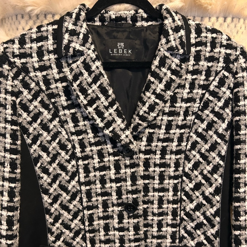 Women's Black and White Jacket - Picture 4 of 9
